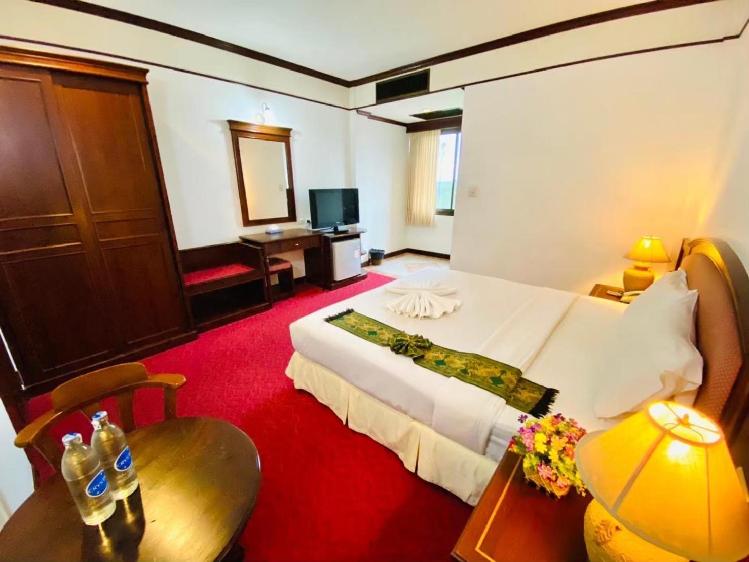 Crystal Hotel Krabi Ban Khlong Chi Lat Esterno foto