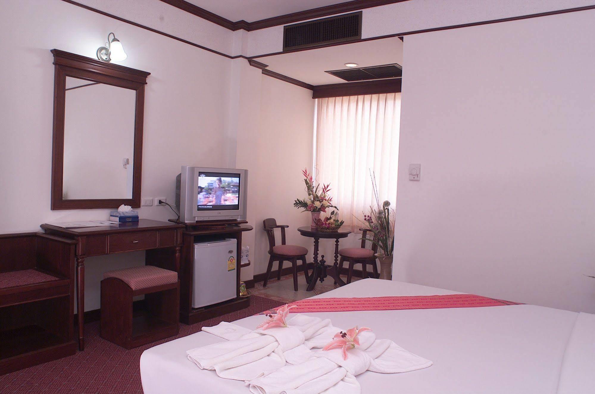 Crystal Hotel Krabi Ban Khlong Chi Lat Esterno foto